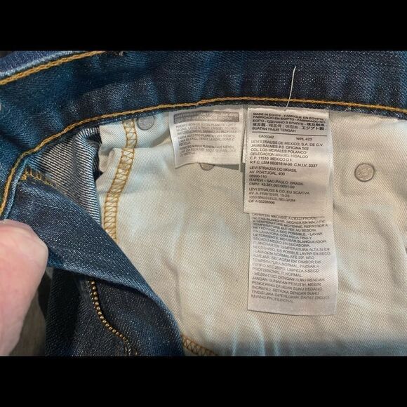 Levi’s 559 w33 L34 Made in Egypt writing n pocket. - Picture 4 of 16